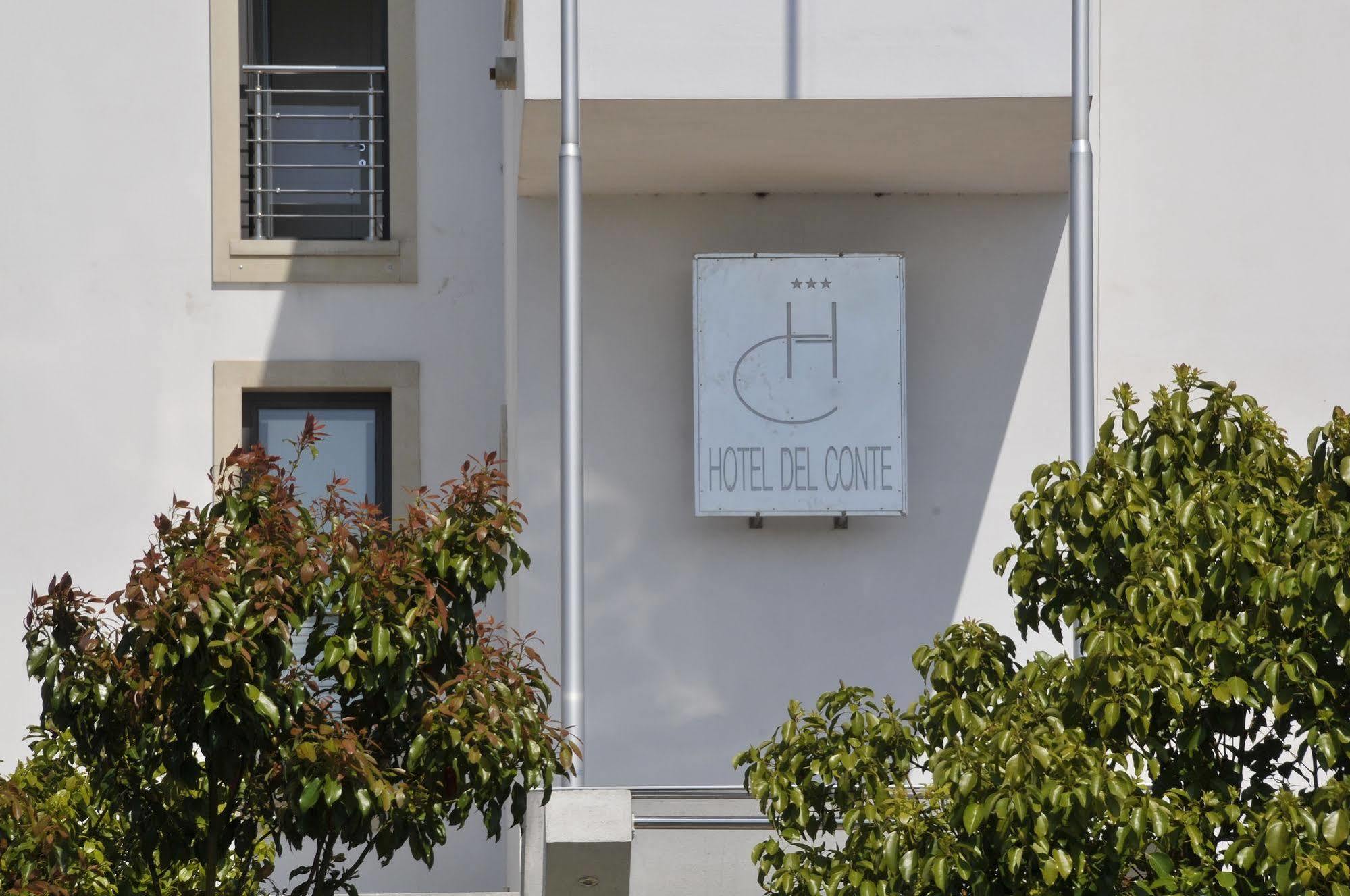 Hotel Del Conte Фонди Экстерьер фото