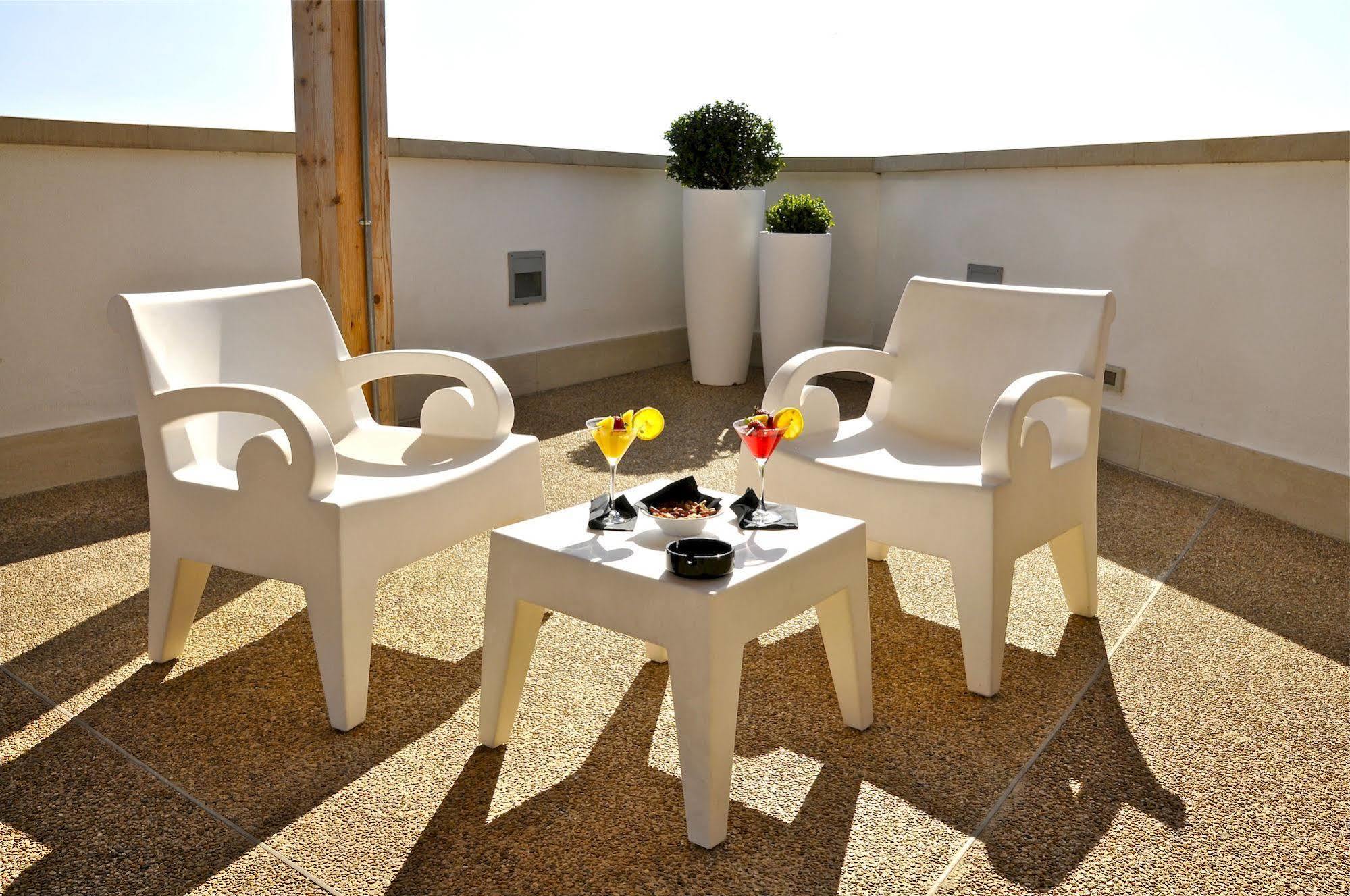 Hotel Del Conte Фонди Экстерьер фото
