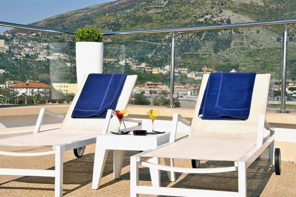 Hotel Del Conte Фонди Экстерьер фото